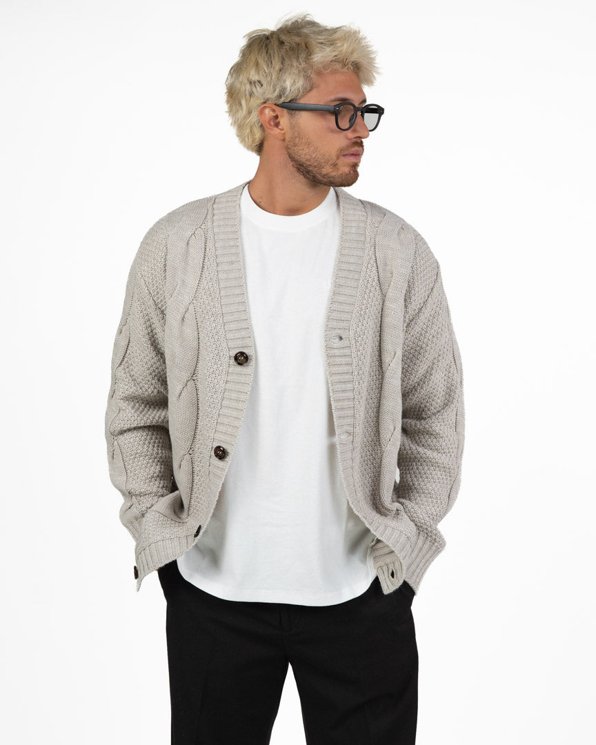 Cardigan in Maglia Lavorata a Trecce grigio - Out Fit