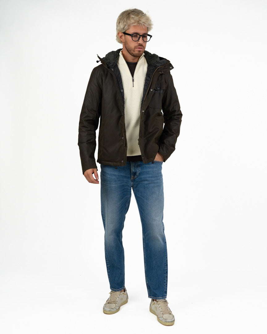 Giacca Barbour Cerata con Cappuccio Foderato in Shearling – Verde Scuro
