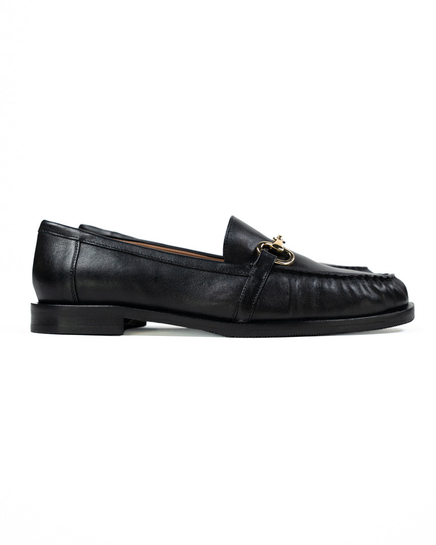 Mocassino Classico in Pelle Nera con Morsetto Dorato – Roberto Berti Collection