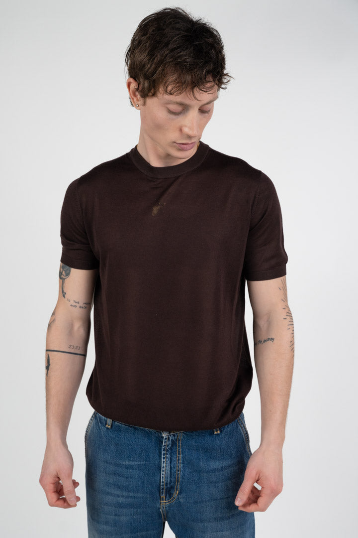 T-shirt in Maglia di Cotone – Marrone Cioccolato - Out Fit