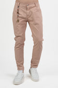 Pantalone Chino Slim Fit in Cotone Stretch – Rosa Polvere - Over/d