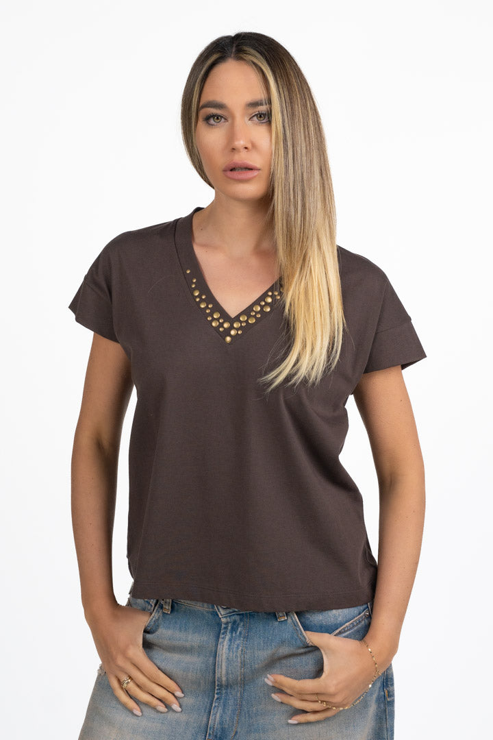 T-shirt con Scollo a V e Borchie - Souvenir