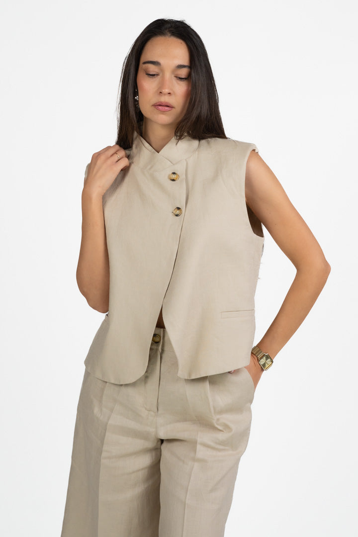 Gilet Asimmetrico con Collo Sollevato - Beige Naturale - Vicolo