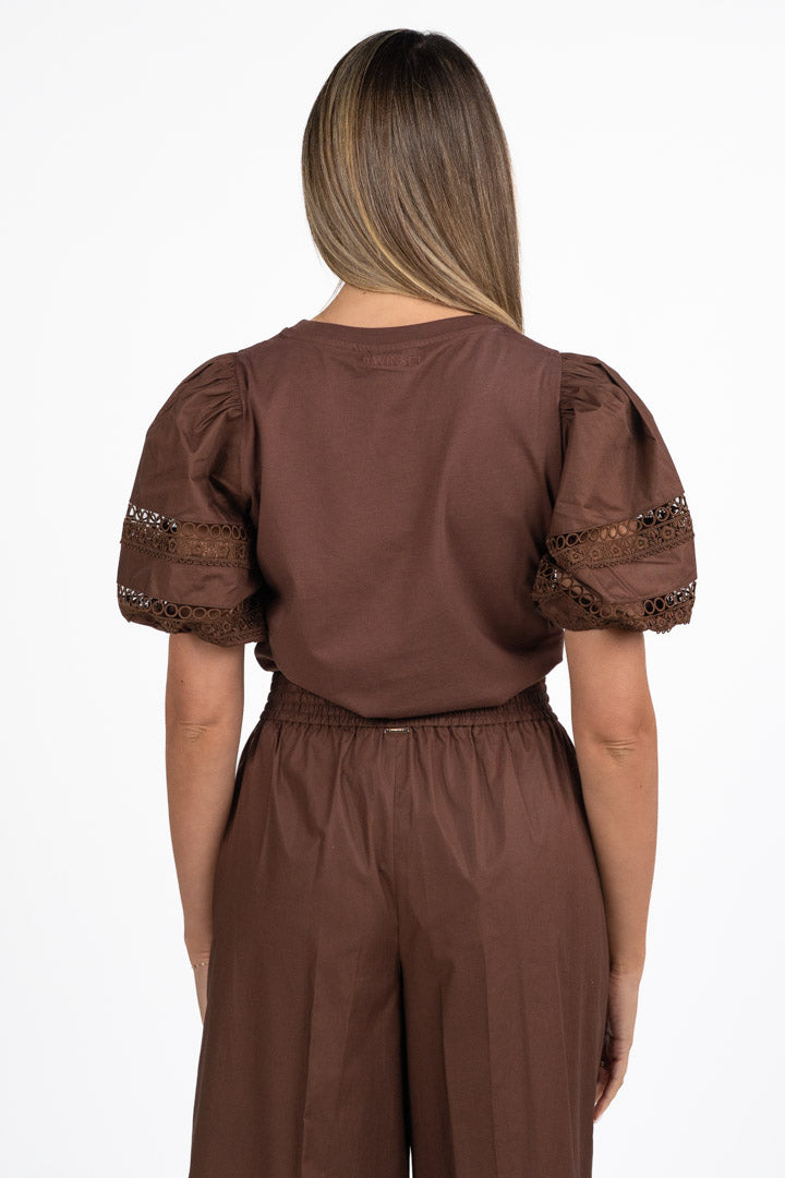 T-shirt con Maniche a Palloncino e Dettagli in Pizzo – Marrone - Twinset