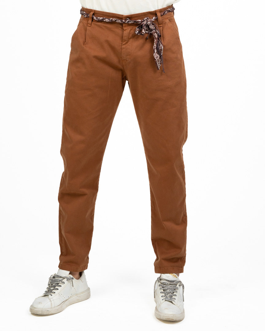 Pantalone Chino Sartoriale con Pinces e Cintura in Bandana - Over/d