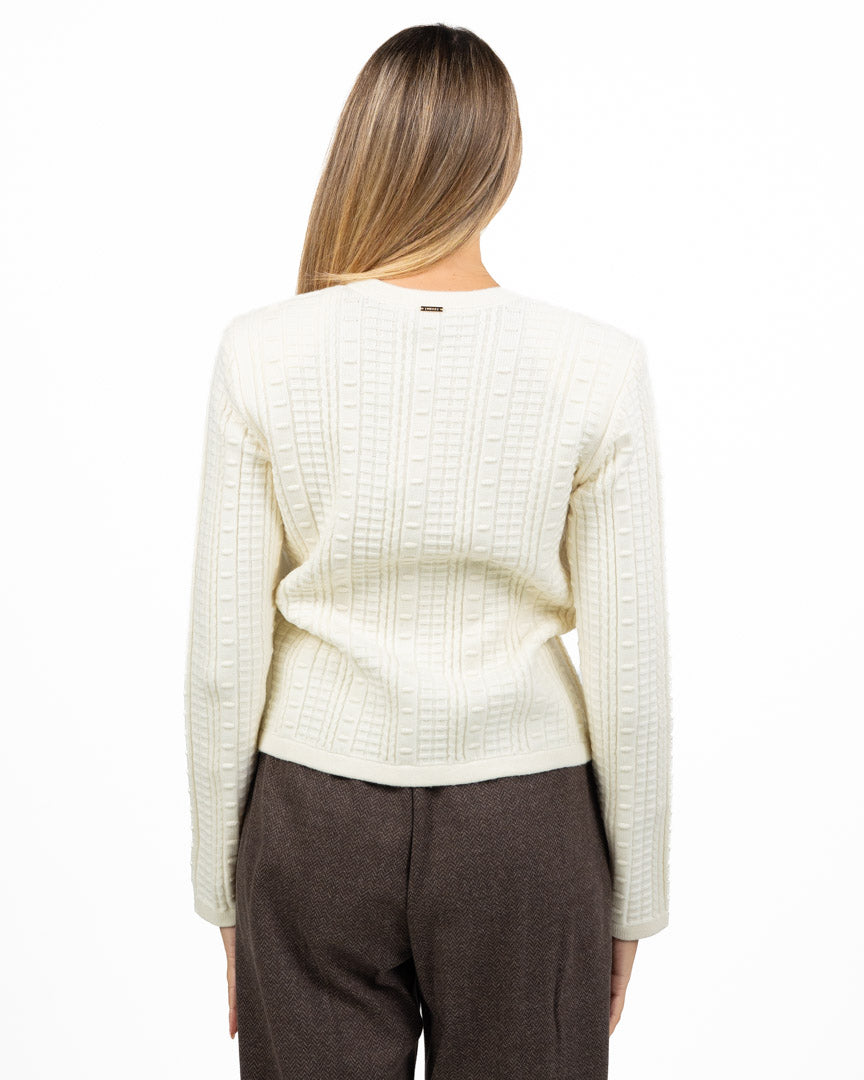 Cardigan Bon Ton in Maglia Lavorata a Rilievi con Bottoni Dorati - Twinset