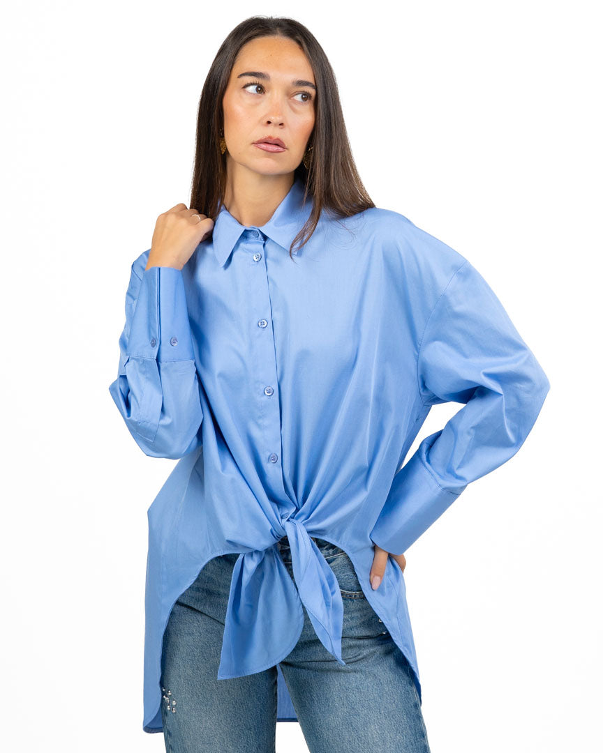 Camicia Oversize in Popeline di Cotone con Nodo Frontale e Orlo Asimmetrico - Vicolo