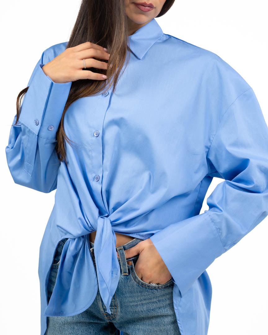 Camicia Oversize in Popeline di Cotone con Nodo Frontale e Orlo Asimmetrico - Vicolo