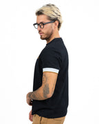Fred Perry – T-Shirt Girocollo con Bordo Manica Contrastante