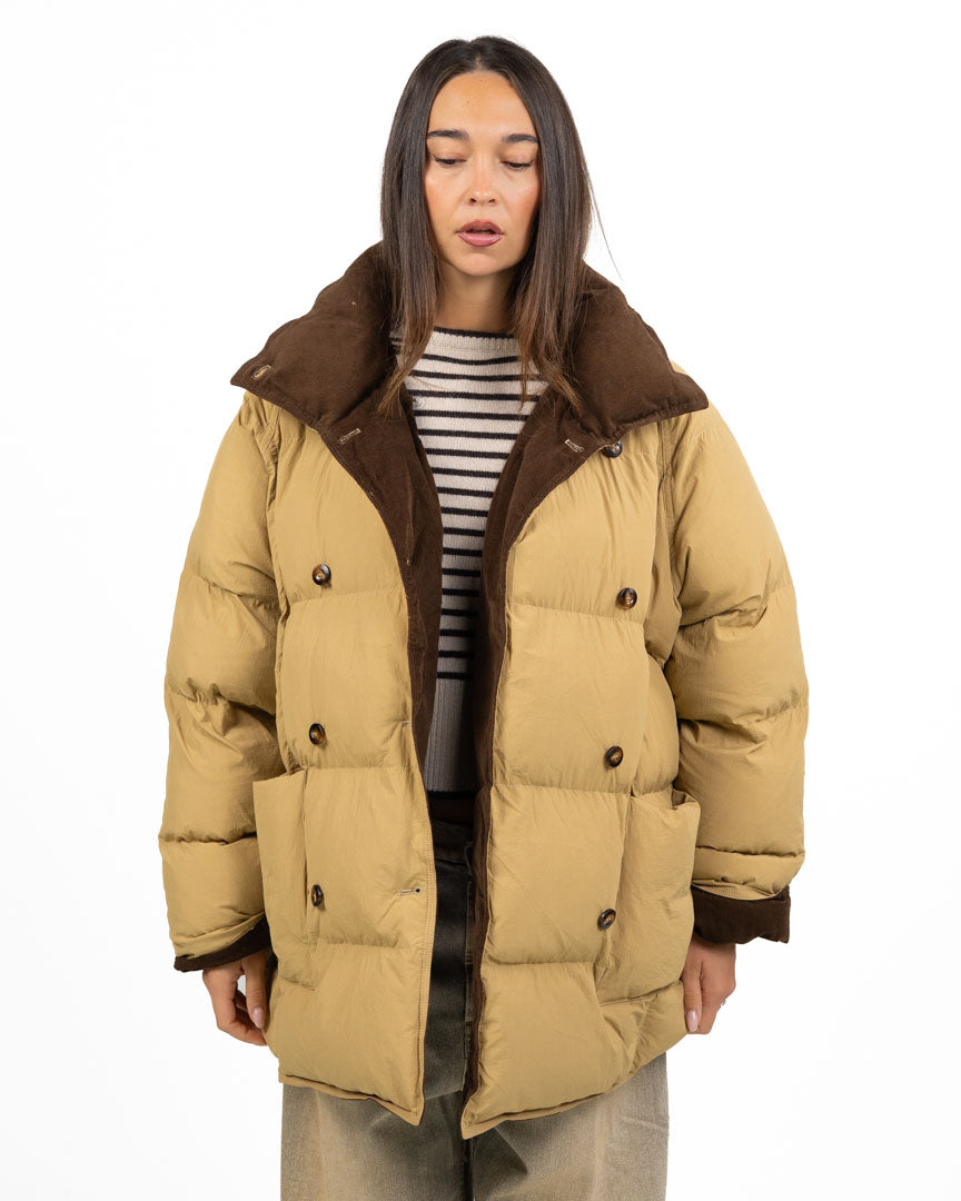 Piumino Oversize Sabbia/Cammello in Stile Caban con Dettagli in Velluto - EleH