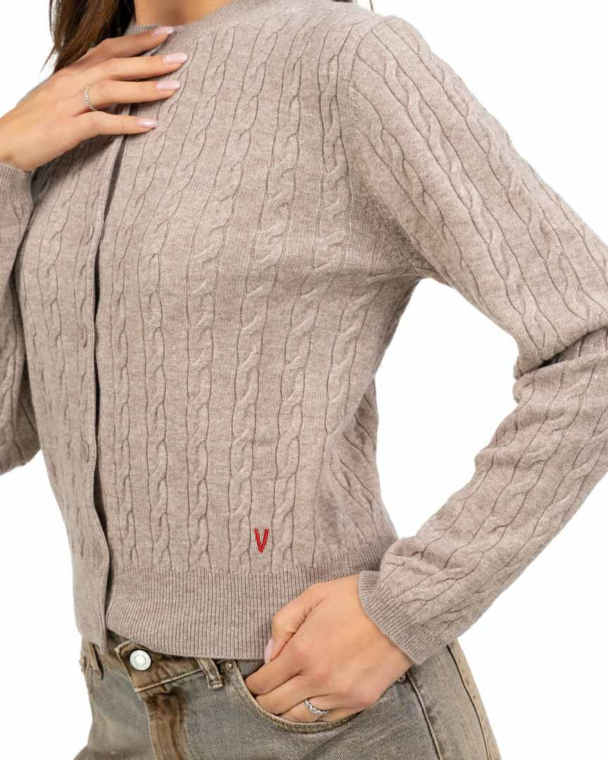 Cardigan Girocollo a Trecce in Maglia Morbida con Logo "V" - Vicolo