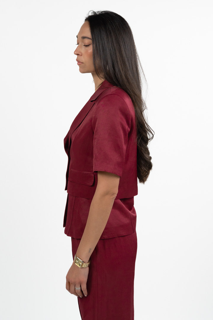 Giacca Crop Satin Color Ciliegia – Gaudì