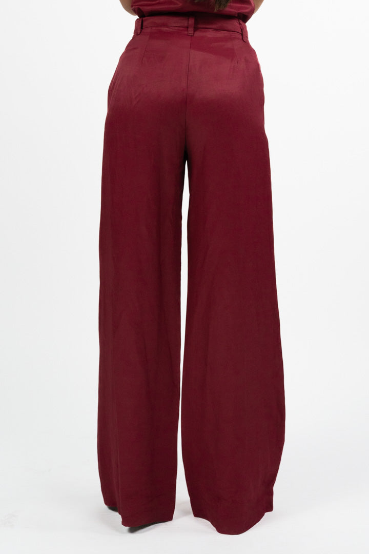 Pantaloni a Palazzo Satin Color Ciliegia – Gaudì