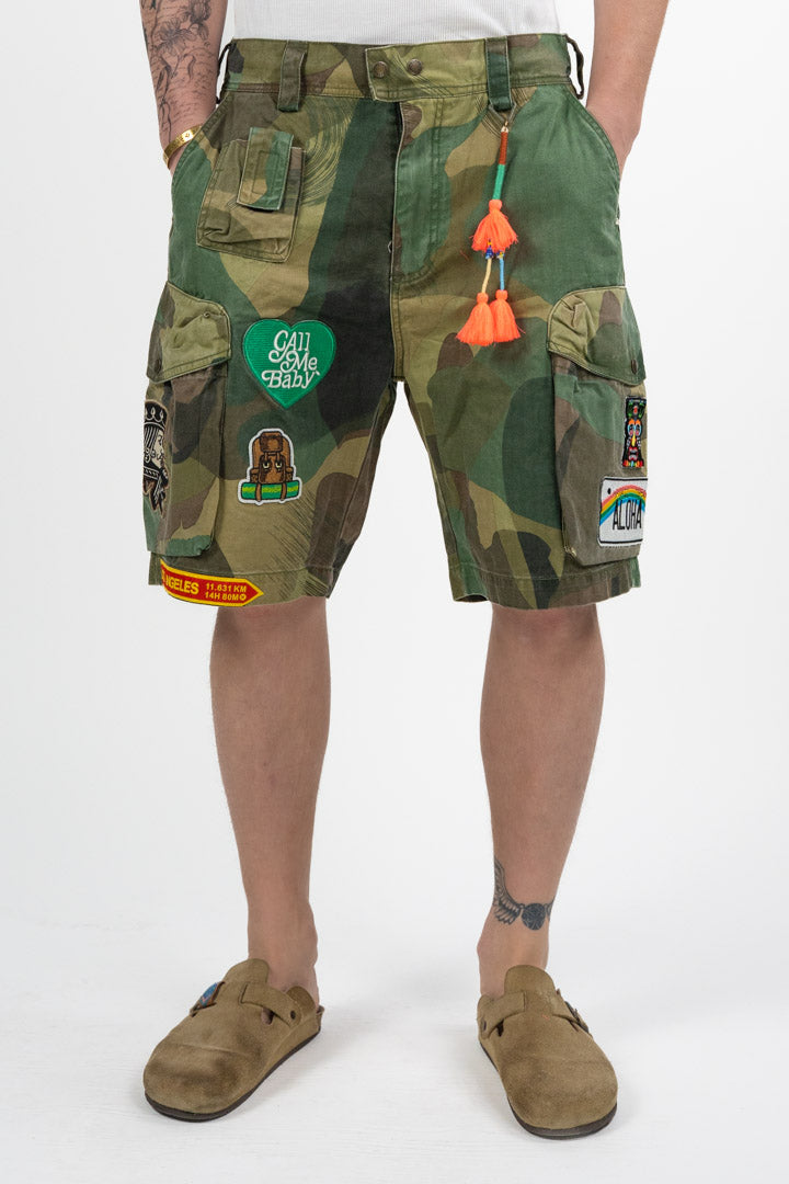 Bermuda Cargo Militare con Patch e Charm – Berna
