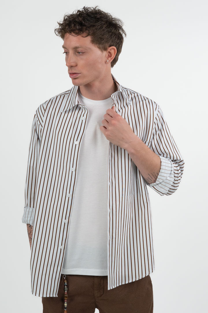 Camicia a Righe Verticali – Bianco e Marrone - Out Fit