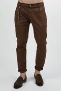 Pantalone Chino Slim Fit in Cotone Stretch – marrone - Over/d