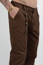 Pantalone Chino Slim Fit in Cotone Stretch – marrone - Over/d
