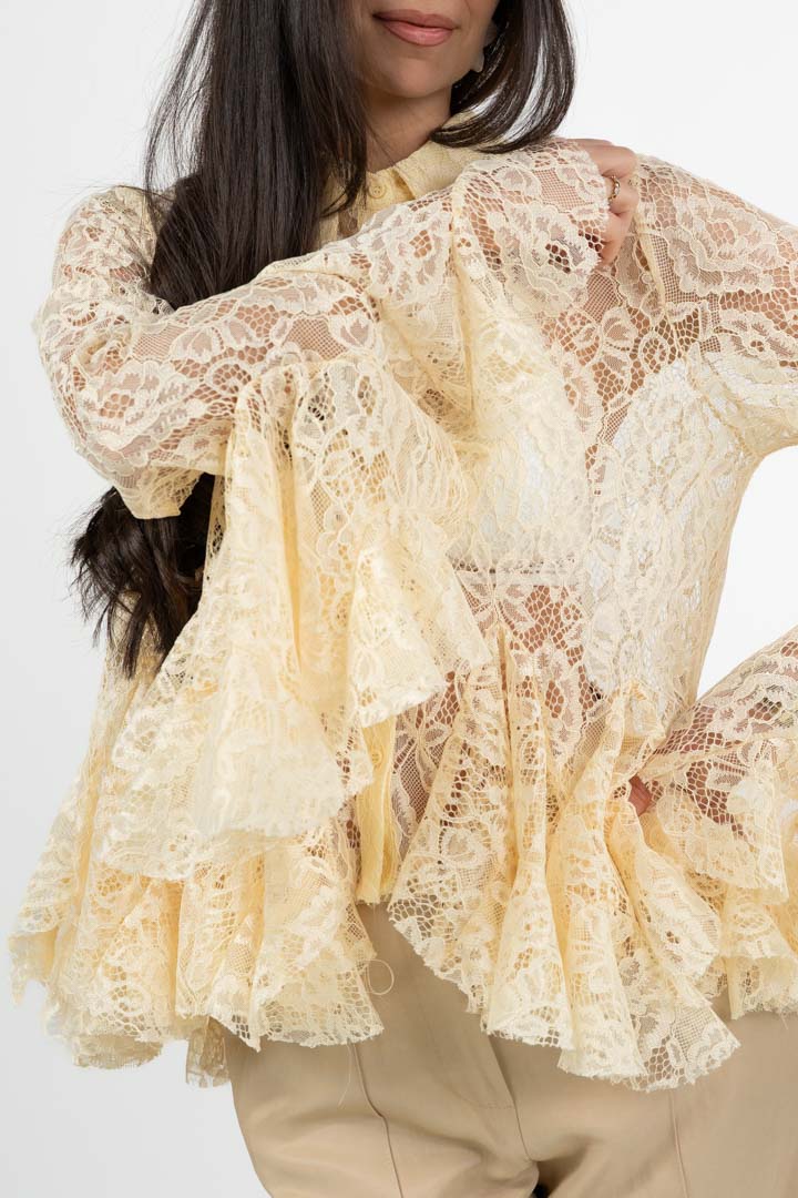 Camicia in Pizzo con Volant Burro - Berti Mode Collection