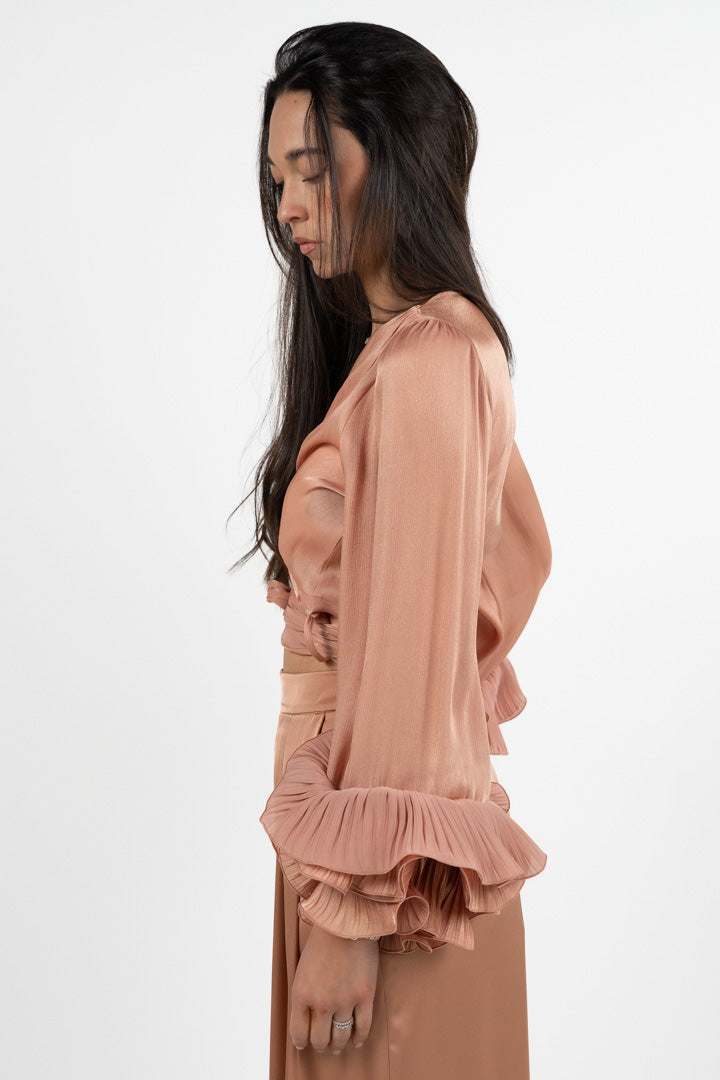 Blusa Crop a Portafoglio con Maxi Volant rosa - Hanita