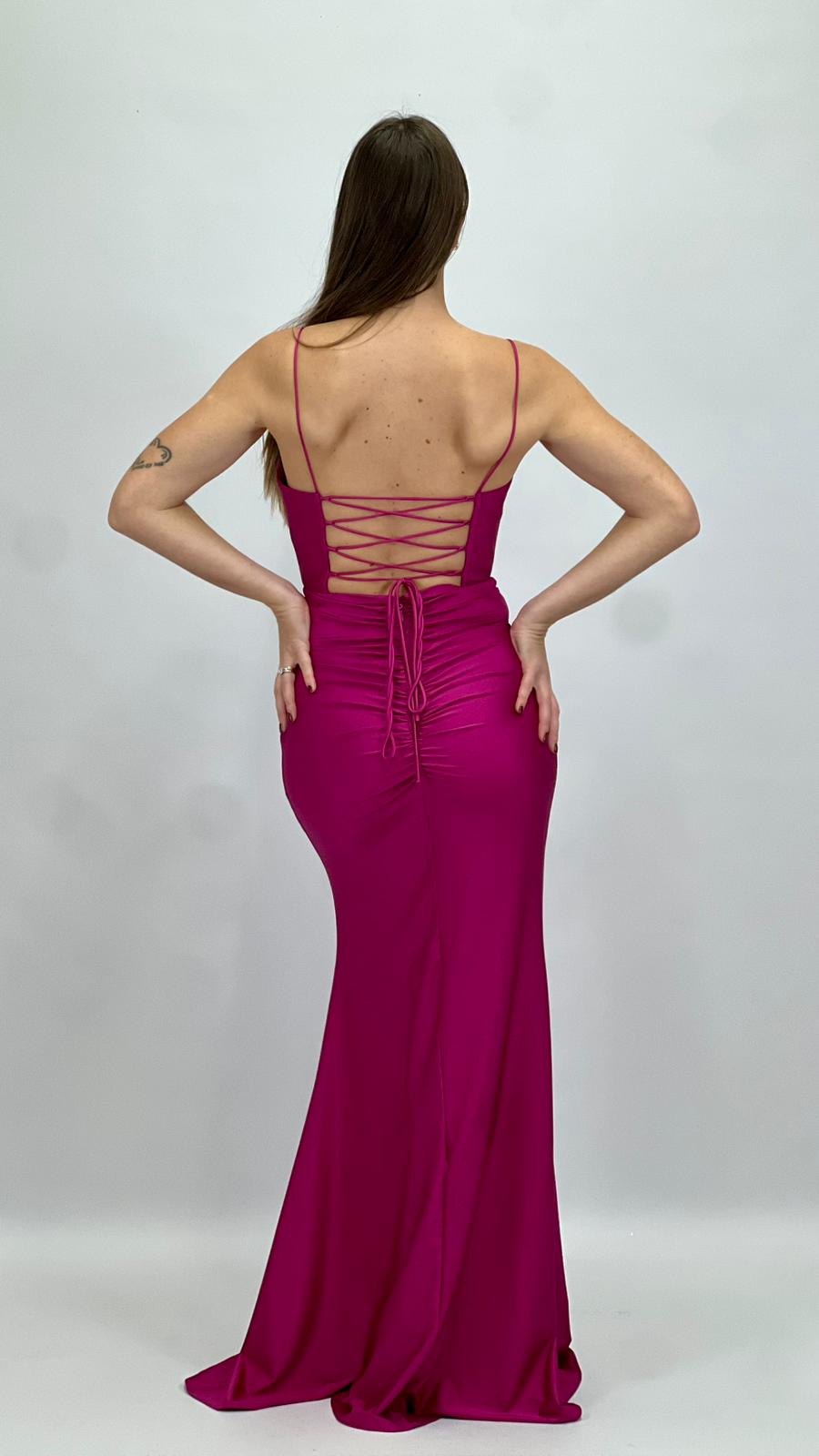 Abito Lungo Silhouette a Sirena con Intreccio Posteriore magenta - Berti Mode Collection