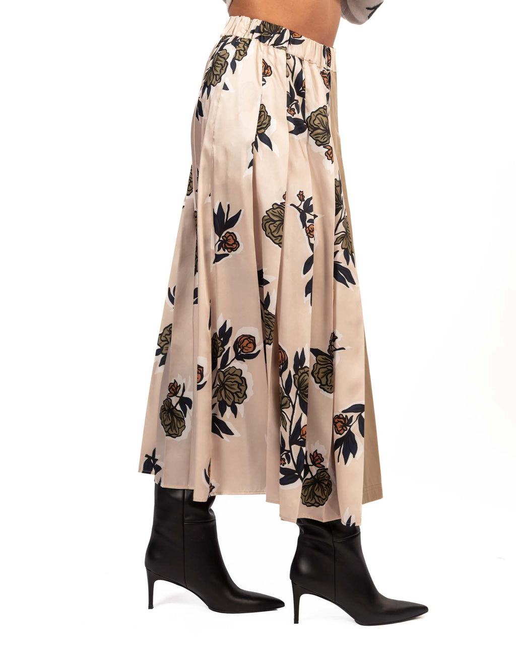 Weekend Max Mara gonna plissè